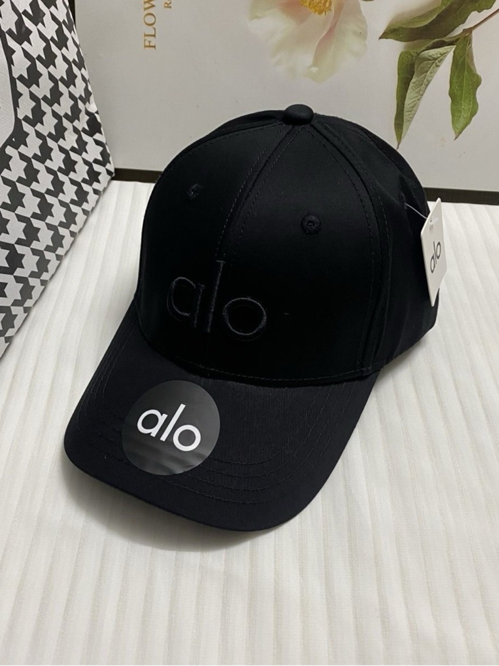 ALO Yoga Kids Black Embroidered Logo Cap